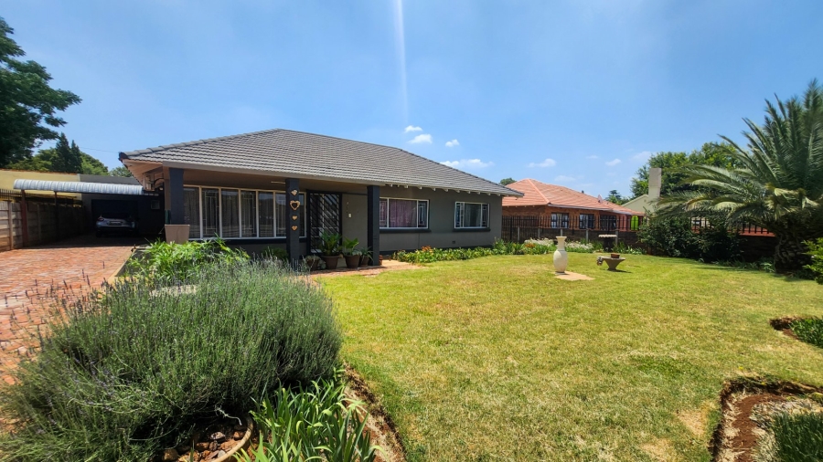 3 Bedroom Property for Sale in Stilfontein Ext 2 North West